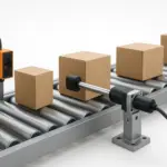 Système de contrôle pour un convoyeur industriel